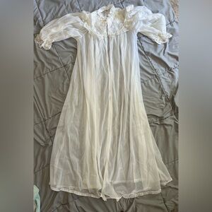 Vintage 1950 off white bathrobe by Radcliffe.